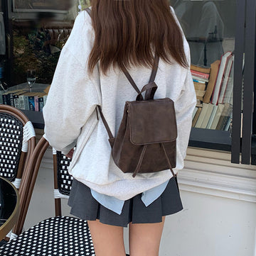 Retro Brown Backpack – Minimalist & Trendy