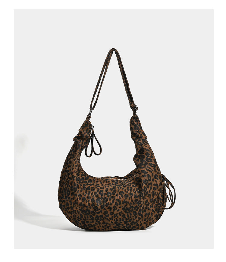 Autumn and winter fashion trend light and versatile soft canvas lazy leopard print dumpling bag large capacity casual shoulder messenger bag